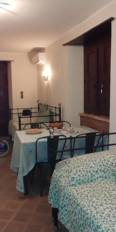 Villa Diana Fiumefreddo di Sicilia Szoba fotó